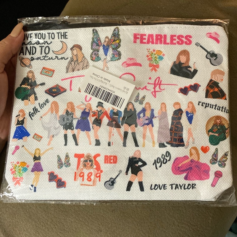 NEW Taylor Swift 1989 Swiftie Eras Tour Cosmetic Makeup Bag